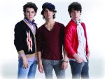 <div class=Note><a href=index.php?method=section&id=43 class=Note>MusicSHOW</a></div>The Jonas Brothers - Fratelli di note
